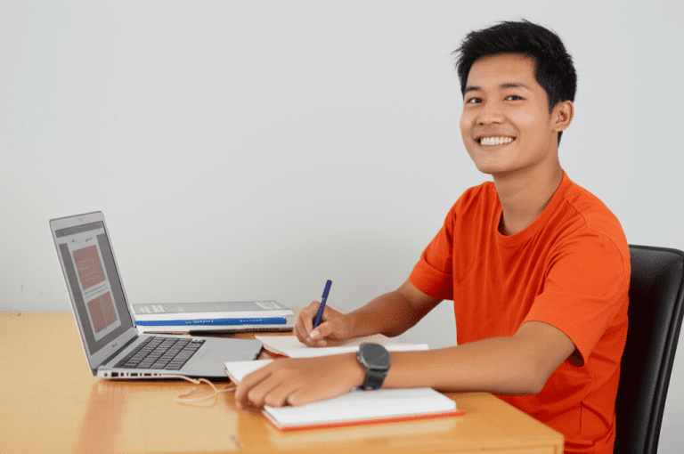 15 Pekerjaan Online dan Sampingan Terbaik untuk Pelajar di Indonesia